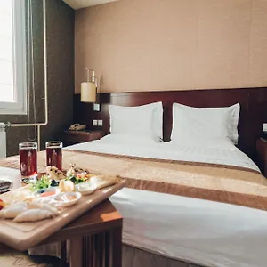 soluxe-hotel-almaty.hotels-of-almaty.com/